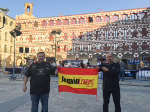 Pepe Alba y Moisés Monroy organizadores II Concurso de Cortadoras y Cortadores de Jamón Badajoz Capital Ibérica