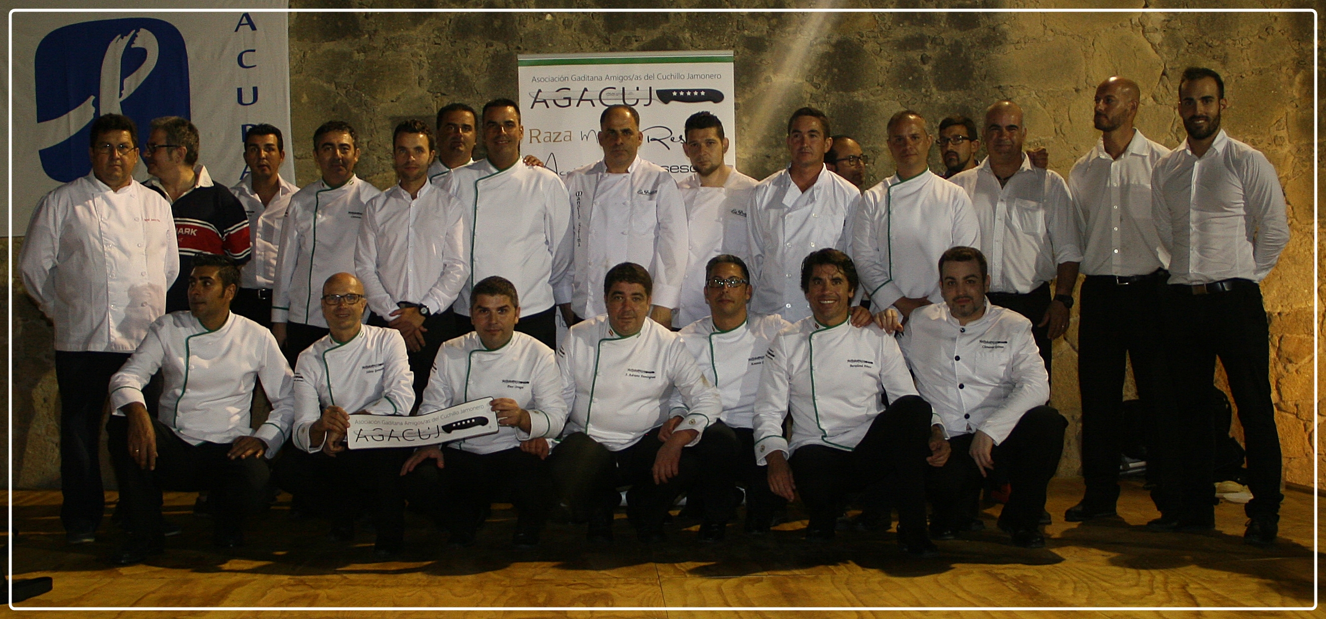La Asociación Gaditana Amigos y Amigas del Cuchillo Jamonero (AGACUJ)