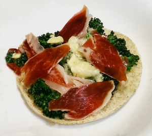 Tosta de Bimi con Jamón Ibérico