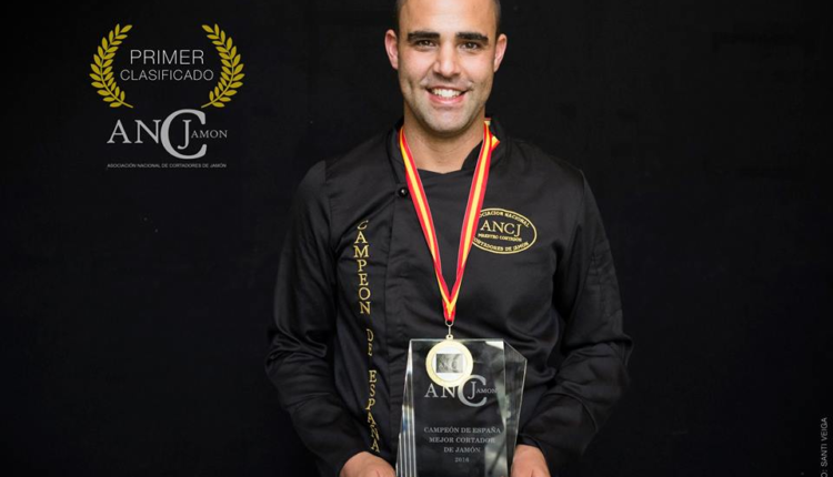 pablo-montiel-enriquez-campeon-concurso-cortadores-jamon-2016
