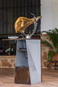 Pódium del Jamón, parte trasera