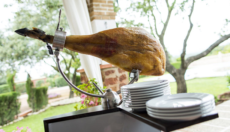 podium-jamon-mesa-jamonera