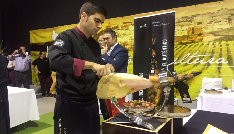 concurso-cortadores-de-jamon-ciudad-montilla-jamonlovers-roberto-gonzalez-santalla