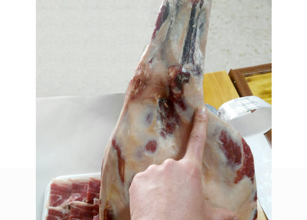 el-corte-de-la-paleta-lineas-de-corte-paletilla-jamonlovers