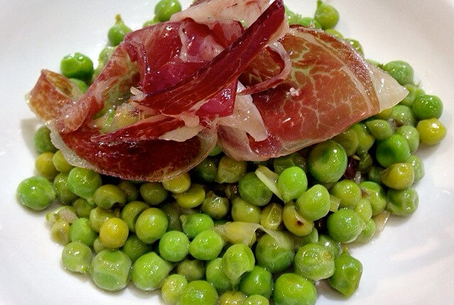 guisantes-con-jamon-iberico-receta-jamonlovers
