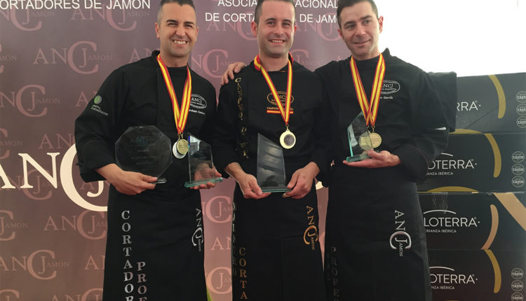 podium-campeonato-nacional-cortadores-jamon-ancj-2017-tomelloso-jamonlovers