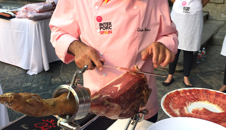 cristo-munoz-montes-final-concurso-cortadores-jamon-capa-blanca-interporc-spain-jamonlovers