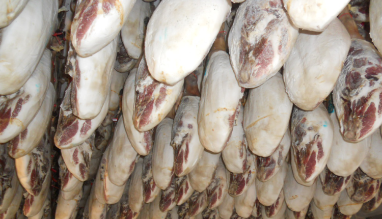 proceso-elaboracion-jamon-iberico-secadero-curacion-jamon