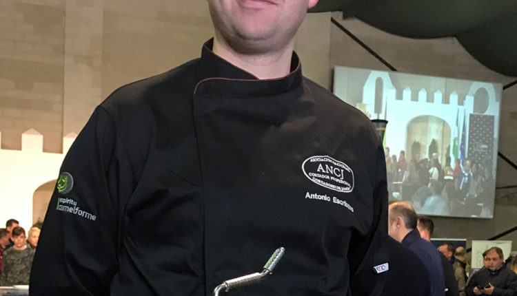 antonio-escribano-capitan-campeonato-nacional-cortadores-jamon-vejer-jamonlovers