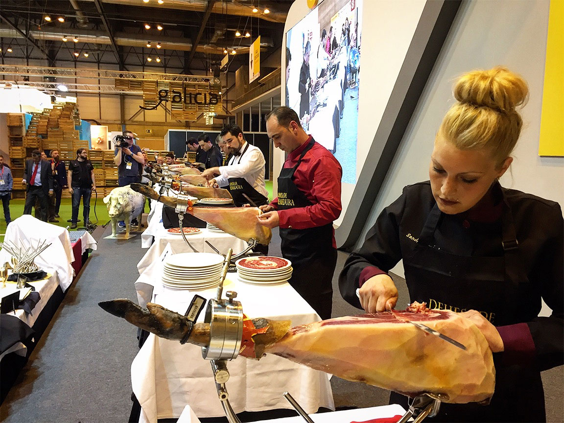 25 Concurso de Cortadores de Jamón Dehesa de Extremadura Salón Gourmets 2018