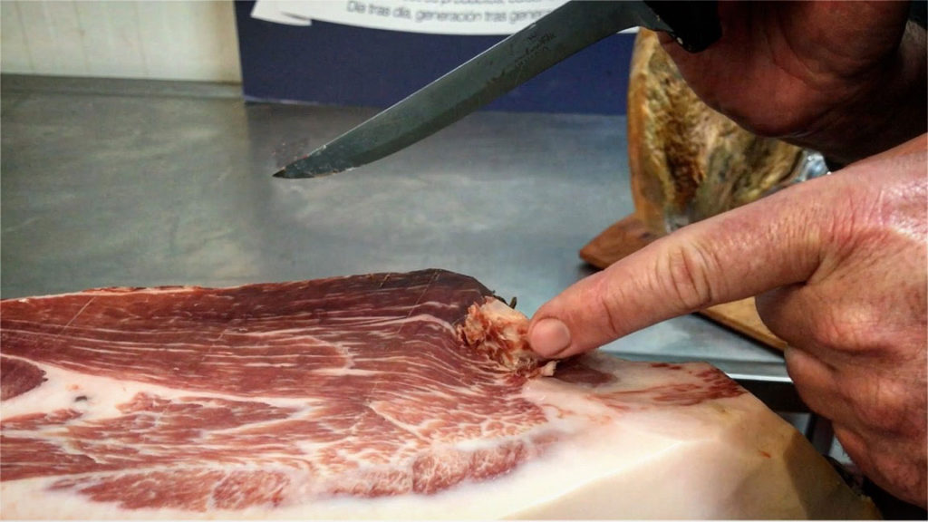 Cómo evitar la curva del jamón, marcar hueso