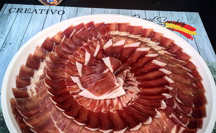III-concurso-cortadores-jamon-castellon-plato-daniel-cambres-la-estrella-del-jamon