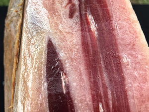 Puntos blancos jamón o Cristales de Tirosina