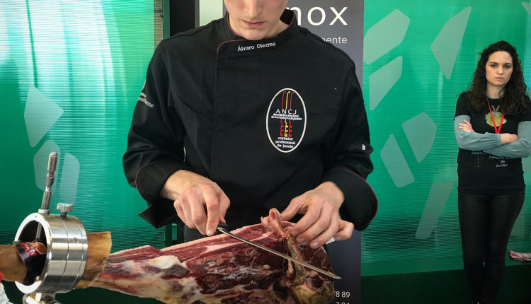 alvaro-diezma-gil-XII-campeonato-espana-de-cortadores-jamon-ancj-villanueva-de-la-serena