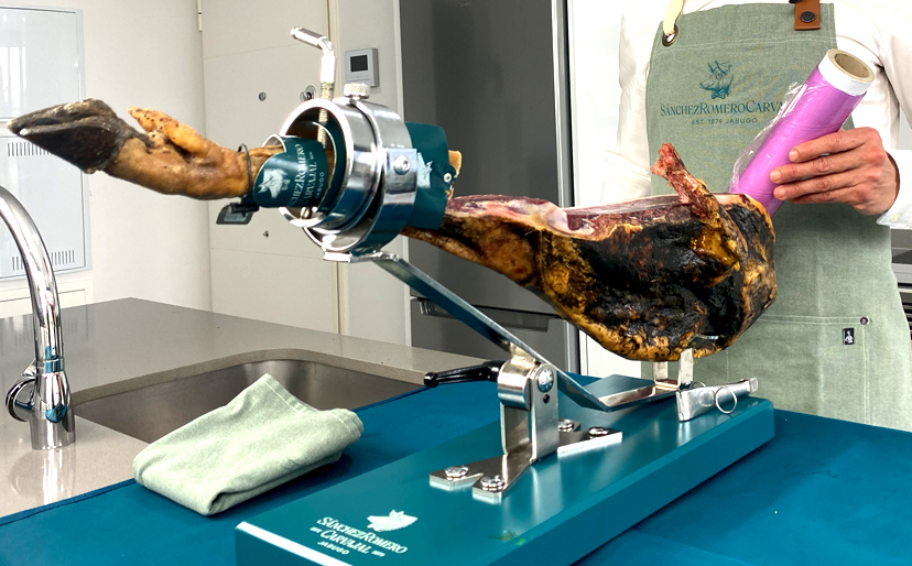 Cómo conservar el jamón, trucos para cortar jamon en casa