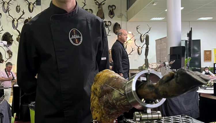 juan-carlos-garrido-ix-concurso-de-cortadores-de-jamon-corteconcepcion-huelva-2022-jamonlovers