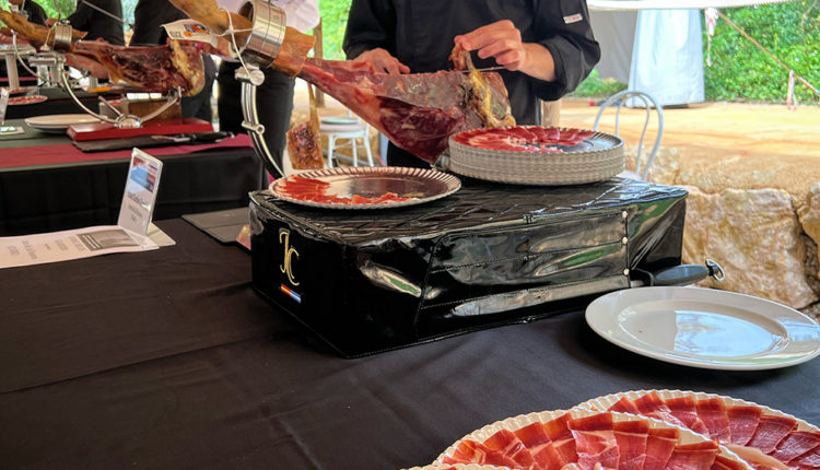 juan-carlos-garrido-gallardo-vi-concurso-cortadores-jamon-monroyo-teruel-2022-dop-teruel-ancj-jamonlovers