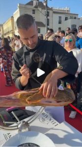 Final campeonato de España, limpieza jamones